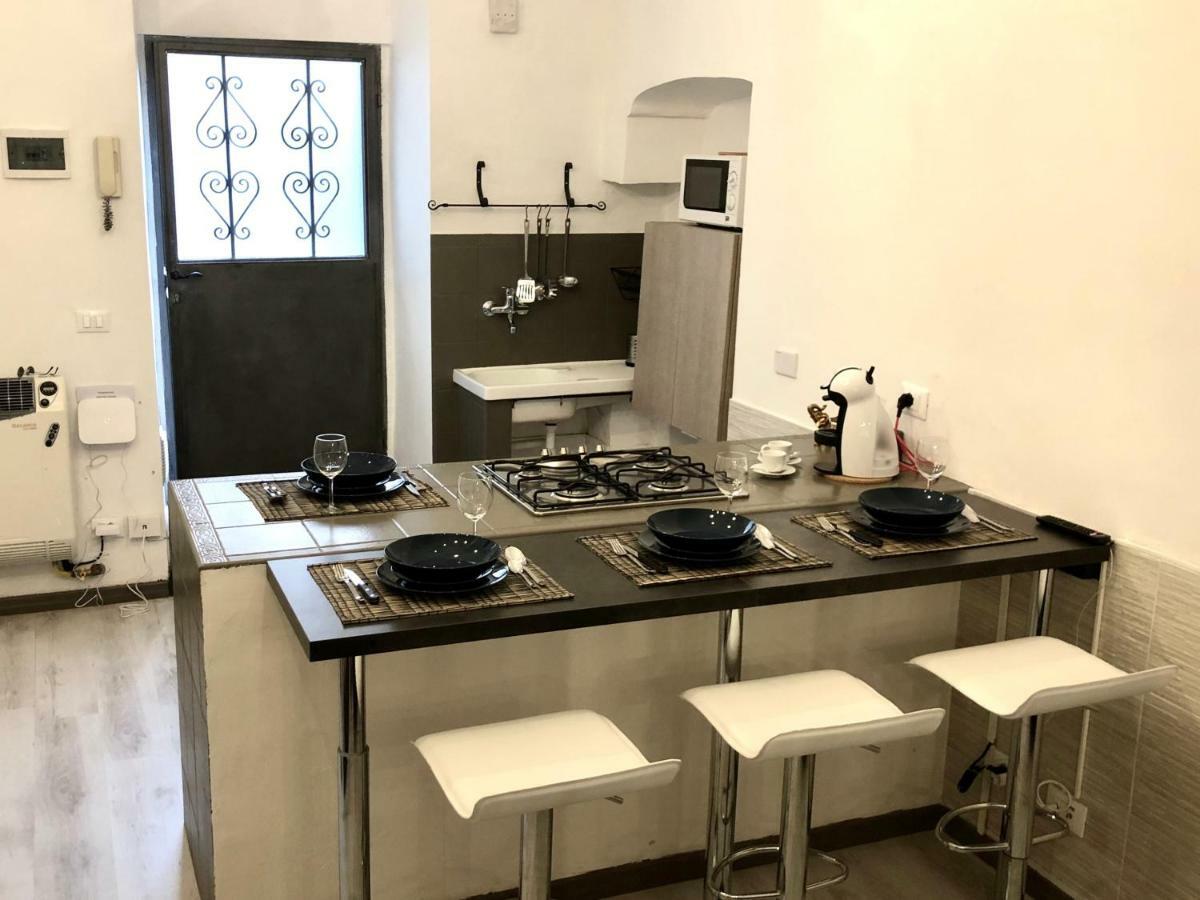 36 Via Santa Chiara Appartement Turijn Buitenkant foto